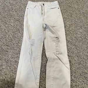 Girls white lightly destroyed white pants